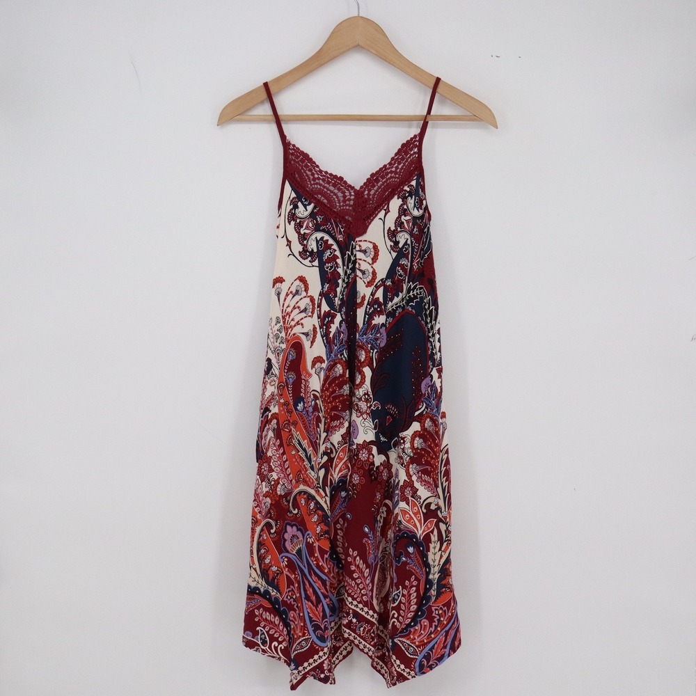 Xhilaration Dress Womens XS Paisley Boho Red Lace Handkerchief Hem Excellent